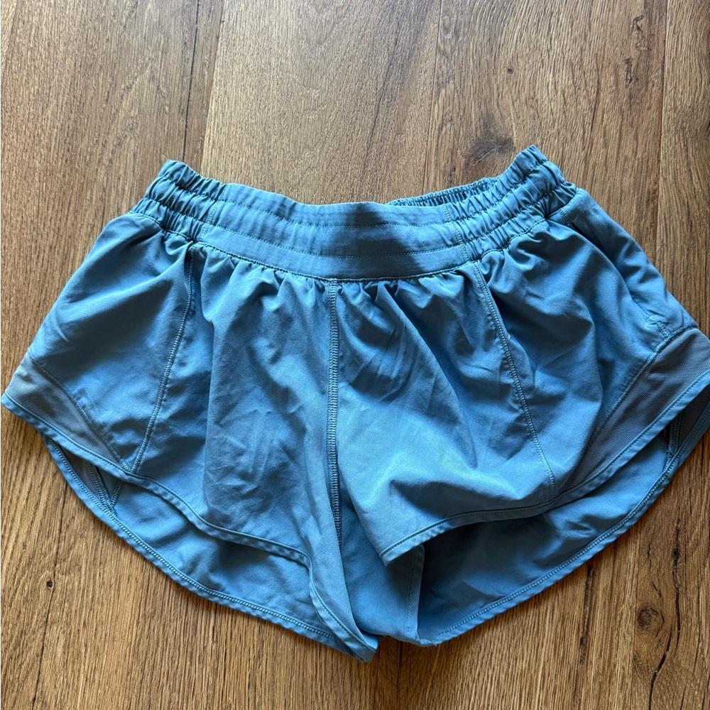Lululemon Hotty Hot Shorts Sz 6 Blue